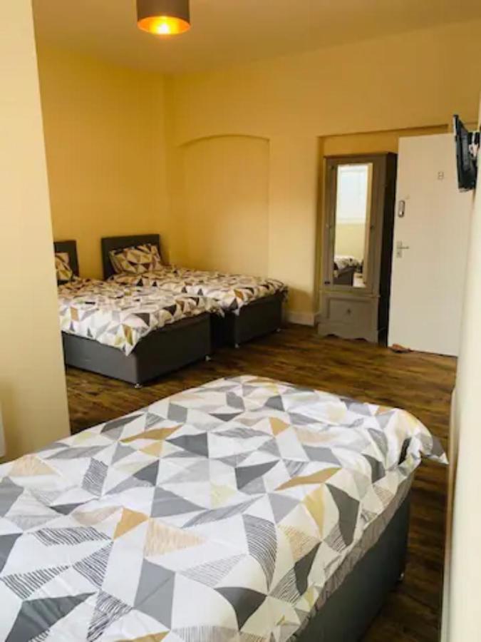 8 Fish Street, Budget City Centre Accomodation Leeds  Extérieur photo